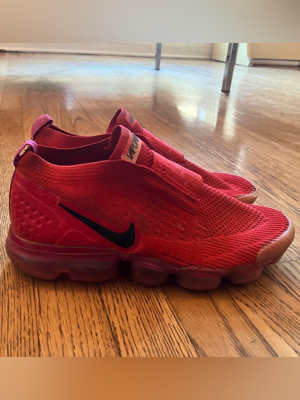 Nike Air VaporMax Flyknit Moc 2 "University Red Fuchsia Blast"